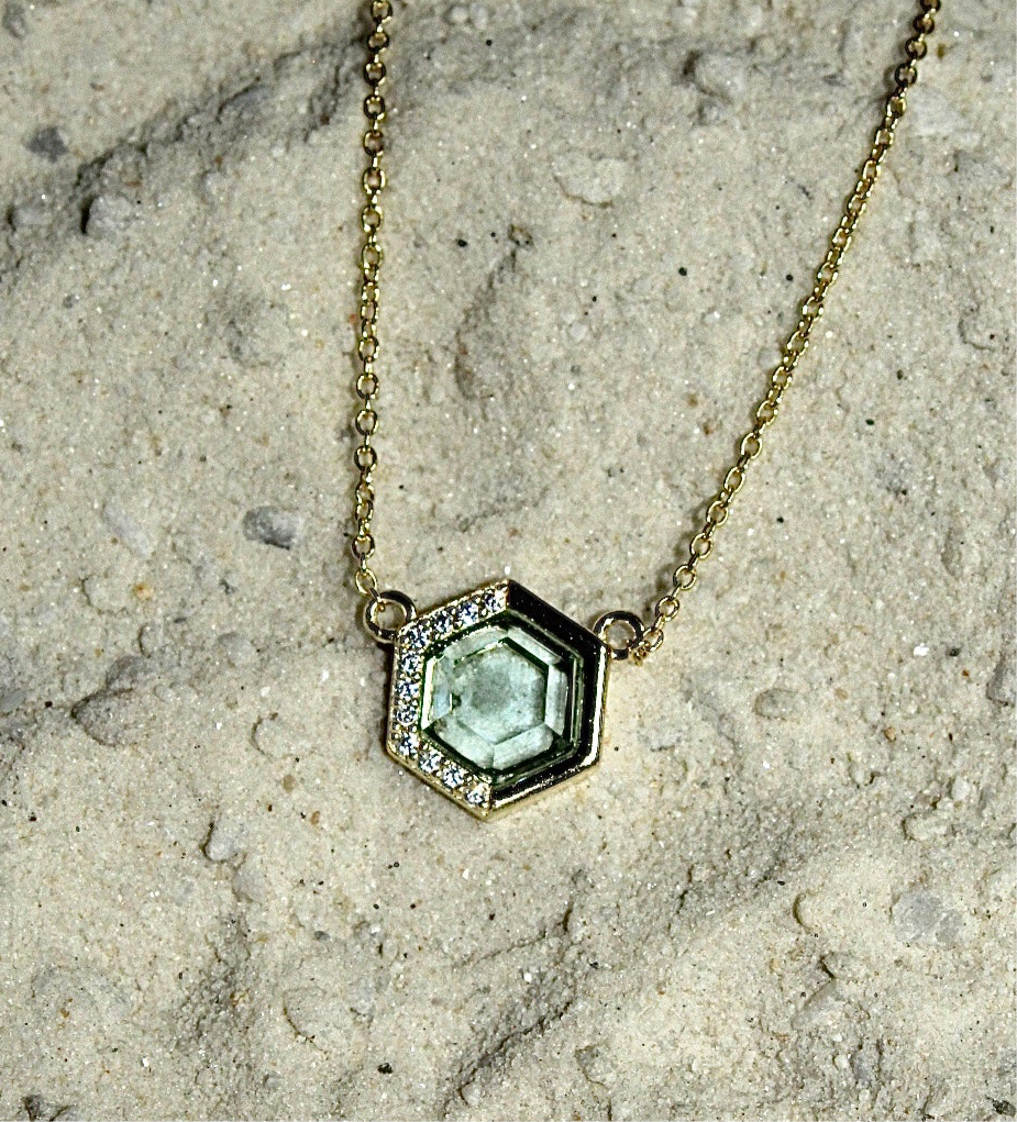 Stardust Necklace in Aquamarine
