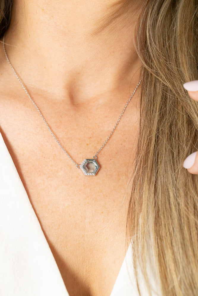 Stardust Necklace in Aquamarine