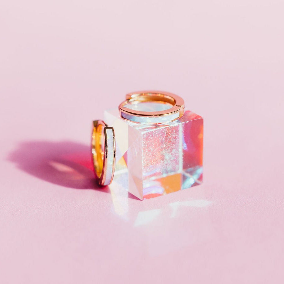CHLOE + LOIS 14K GOLD MILKY BLUE OPAL HUGGIE HOOP