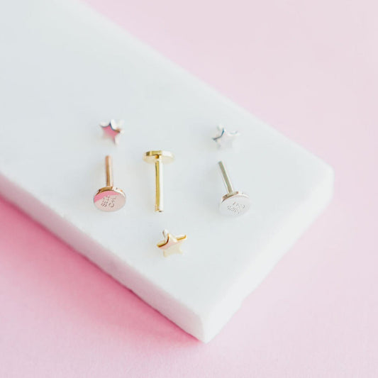 CHLOE + LOIS Screwfront Screwback Dainty Minimalist Star Stud Earring