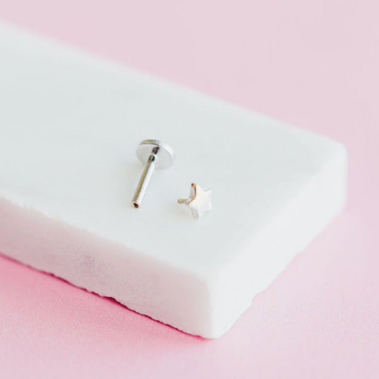 CHLOE + LOIS Screwfront Screwback Dainty Minimalist Star Stud Earring in Sterling Silver