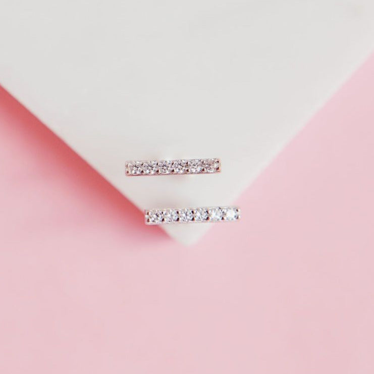 Pavé Bar Studs