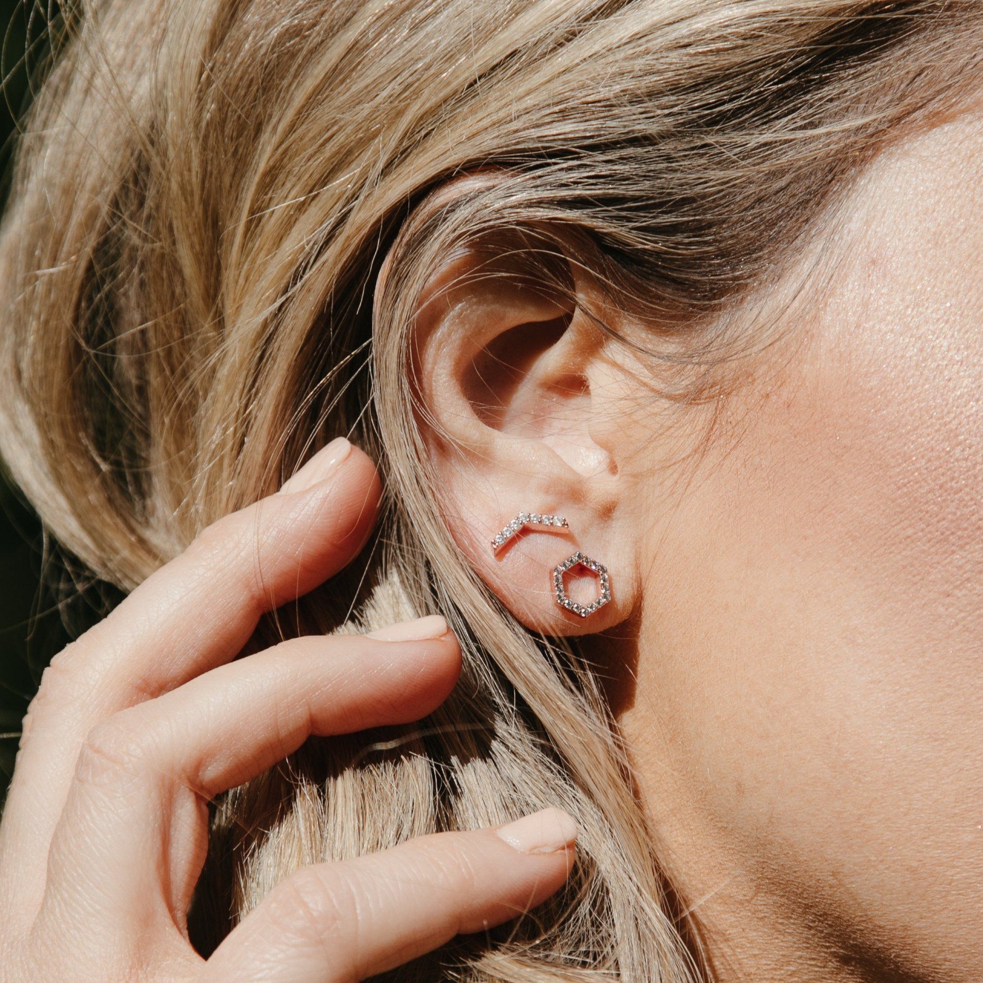 Slim Sparkling Chevron Studs Earrings Chloe + Lois
