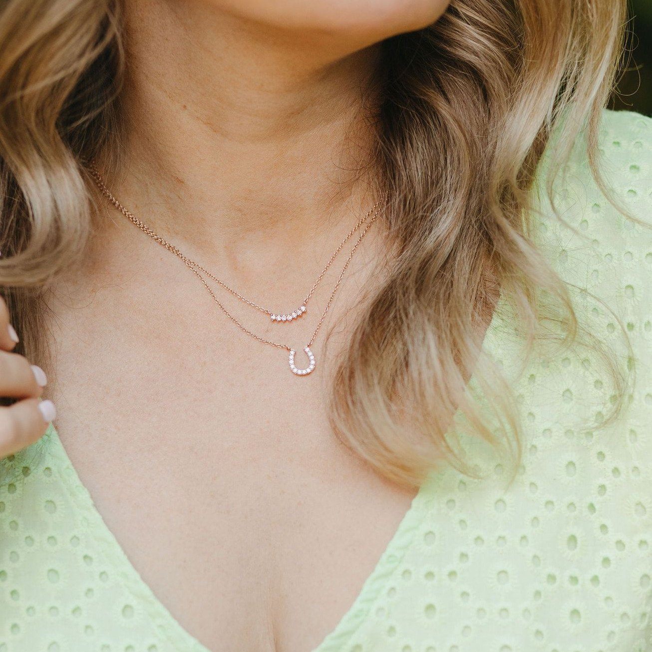 Lucky Glittering Horseshoe Necklace Necklaces Chloe + Lois