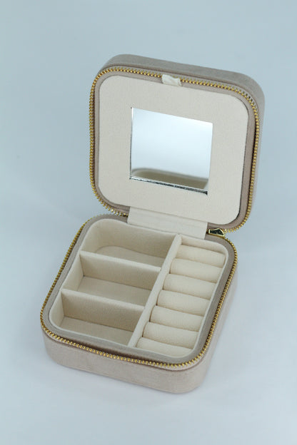 Holiday 2025 Jewelry Box